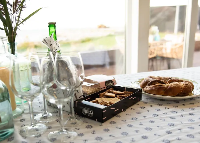 Merevaatega Majutus Sadamas Appartement Kärdla